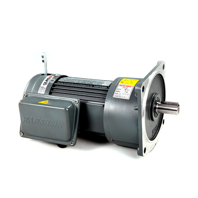GV Series 32 Output Shaft 1500W مع الفرامل / معدات أتمتة تربية الحيوانات